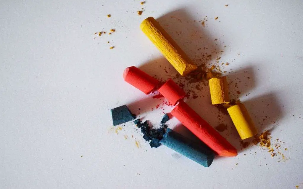 Magic chalk is one of the most dangerous diy pest control remedies