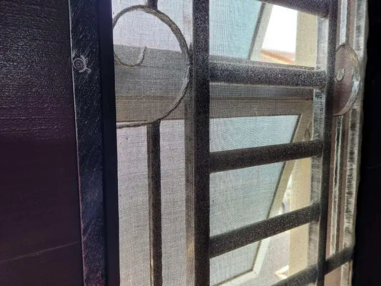 window mesh can prevent flies